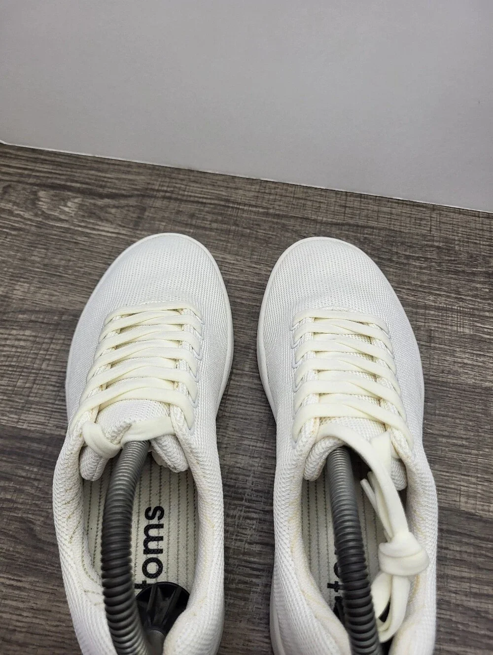 Atoms Shoes White Athletic Running Sneaker Low Top Classic Women 6.5
